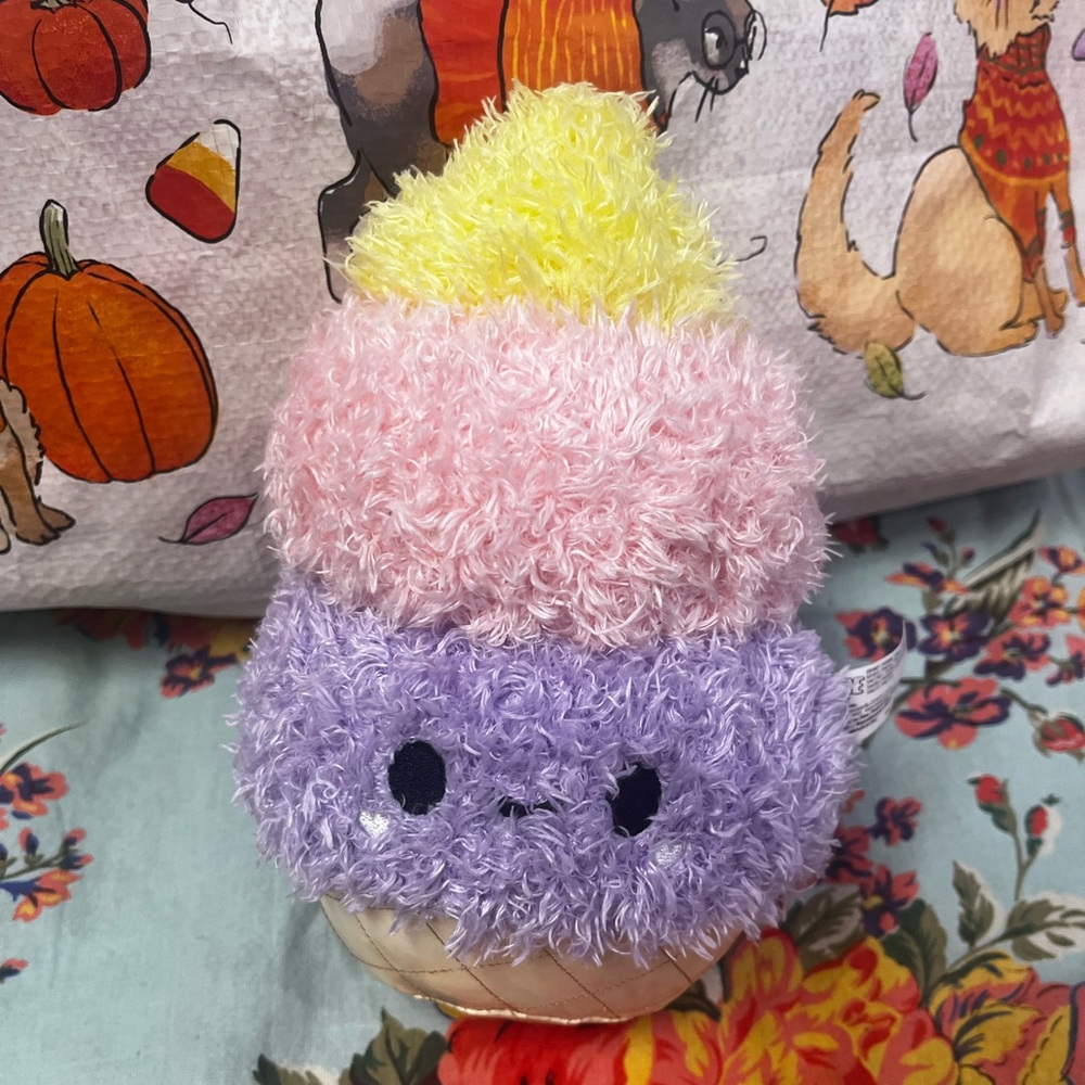 Fluffie Stuffiez Colorful Plush Ice Cream Toy
